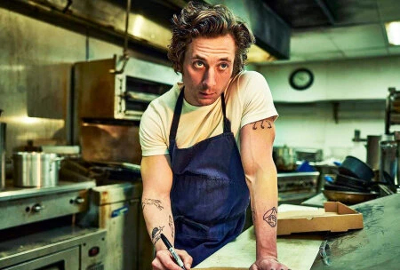 Кадр сериала Медведь