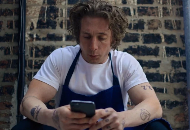 Промо-фото из сериала Медведь 1 сезон 8 серия