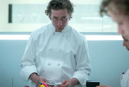 Кадр сериала Медведь