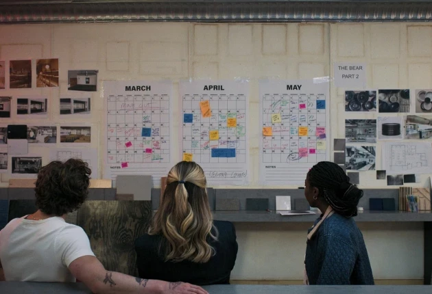 Промо-фото из сериала Медведь 2 сезон 1 серия